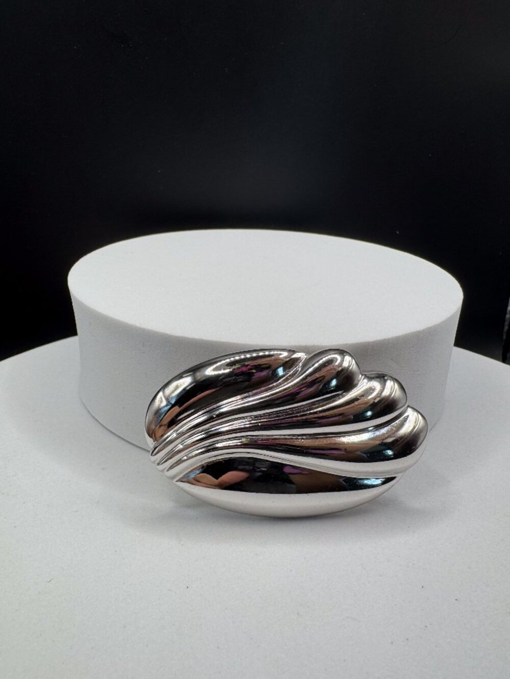Vintage Monet Silver Tone Abstract Swirl Wave Brooch Pin Modernist Shell Signed